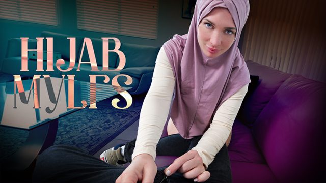 Ibu Rumah Tangga Berjilbab, Diam-diam Bergairah