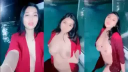 Miya Menggoda Di Kolam Renang Yang Menggairahkan