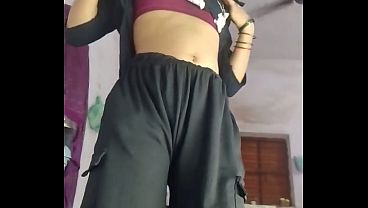 Cowgirl Goyangan Bhabhi, Suami Ganas Hantam Memeknya Sambil Berisik Bahasa Hindi