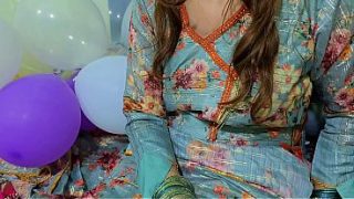 Desi Bari Behan Ki Garam Phudi Ka Mazedaar Phuda – Chikhti Hui Moans