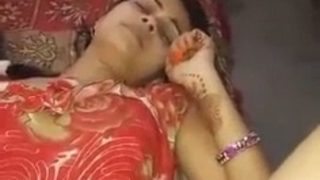 Istri Desi Cantik Telanjang Direkam Jari-jari Masuk Mms