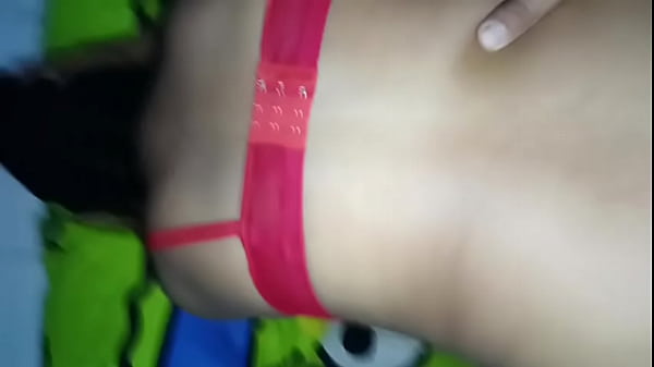 Pembantu Indonesia Seksi Menggoda Majikan Sampai Ranjang Part5