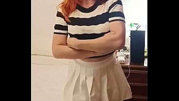 Mama Nakal Nge-gebang Temen Anak Tiri Yang Suka Ngintip, Sampe Crot Di Mulut.