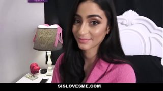Sislovesme – Cewek Tiri Nakal (jasmine Vega) Dipaksa Ngencingin Kontol Gue