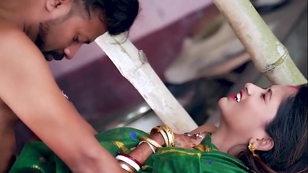 Desi Bhabhi Digoda Devar Ke Saath Bahar Gandi Awaaz Mein Chudai