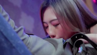Cewek China Hot, Lin Siyu, Lagi Ngewe Sambil Ngehisap Kontol Dan Digenjot Keras.