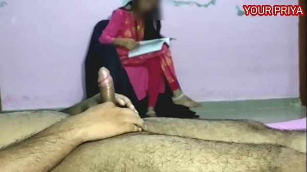 प्रिया को मनाया और उसकी गांड मारी, हिंदी में आवाज के साथ।