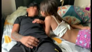 Hermanastra Menggoda Dan Akhirnya Ngesex Dengan Saudara Tirinya Saat Orang Tua Mereka Pergi Dari Rumah – Cerita Lengkap …