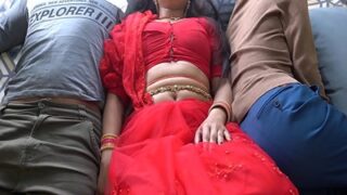 Ibu Horny Nunggingin Anaknya Masukin Kontol Ke Memeknya.