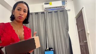 Ibu Tiri Montok Leyne Rodriguez Nyangkut, Langsung Digenjot Anak Tiri Yang Lagi Horny.