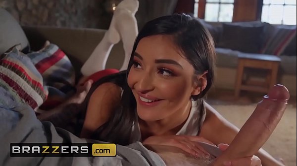 Remaja Ngebet Yang Gede – Emily Willis & Danny D – Latihan Biar Jadi Pelacur Sempurna – Brazzers