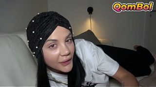 Ngentube Sama Kakak Tiri Jilbab Turki, Elnaz, Sange Banget
