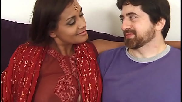 Istri Selingkuh Shriya Aunty Ngentot Bareng Kakak Tiri Dan Temennya – Suara Hindi Jelas