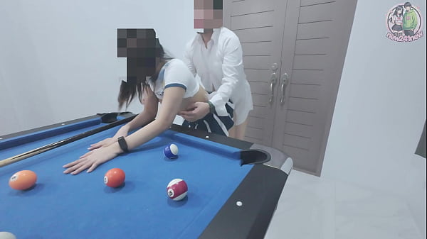 Cewek Thailand Naik Ke Meja Bilyar… Terus Digenjot Habis-habisan!