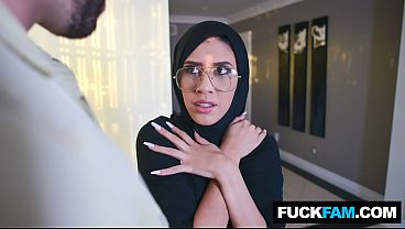 Hijab Ngencang Celah Keperawanan, Malaikat Del Rey Siap Digocoh