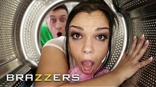 Tontotan Nih! Para Cewek Macet Parah, Akhirnya Ngewe Keras Bareng Bintang-bintang Besar Brazzers!