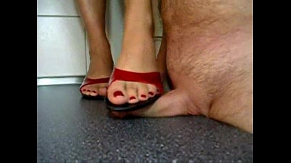 Bhabhi India Bergoyang Panas, Injak Kontol Devar Sampai Muncrat