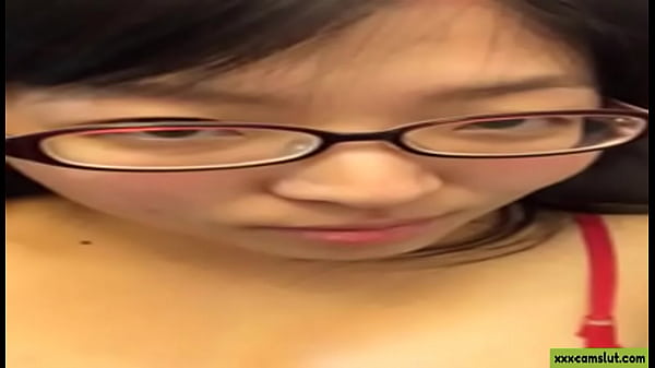 Ngentot Bareng Cewek Asia Amatir, Colok Memek Basah Di Depan Kamera, Video Bokep Seru.