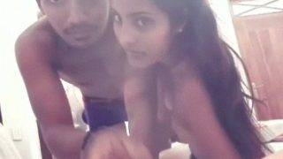 Boyfriend Ke Saath Hotel Me Kutti Ki Tarah Chudai