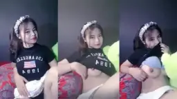 Dedek Gemes Pamerin Uting Sama Toket Montoknya