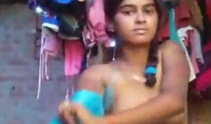 Gadis Desa Buka Salwar Kamez, Goyangin Pantat Bikin Mabuk Kepayang.
