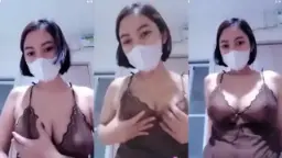 Sabrina Pake Baju Tembus Pandang, Bikin Gregetan.