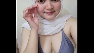 Hari-hari Awal Goyang Twerk Pakai Hijab, Bikin Makin Greget.