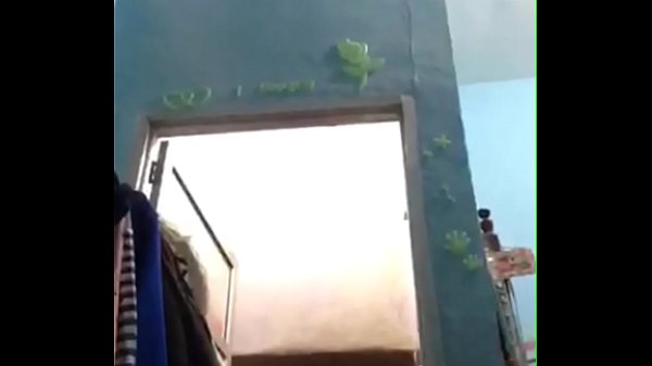 Cewek Indonesia Mandi Di Depan Webcam, Pamer Tubuh Basah Kuyup Bikin Ngaceng
