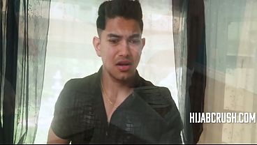 Gadis Arab Minta Pacarnya Latih Dia Sampai Puas Biar Suaminya Nanti Nggak Cari Istri Lain