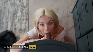 Sialan! Si Pelacur Emma Rosie Lawan Perampok Berdiri / Brazzers / Masuk Xvpromo Di Situs Resmi Buat Diskon, Goyangin Pantat Lo!