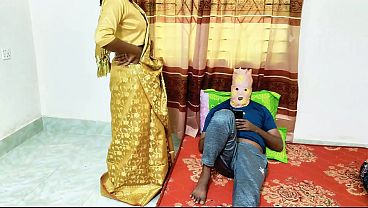 Bhabhi Pakai Saree Desi, Nafsu Sama Suami, Main Ranjang Panas.