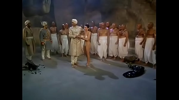 Makam India Yang Bikin Basah, Penuh Misteri Bikin Ngilu Di Dalem.