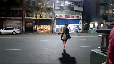 Ditengah Pandemi Dan Gegeran Rock And Roll, Saat Karantina Penuh, Nyokap Temenku Pergi Ke Supermarket Dan Dapat Dua Tipe Siapa Aja Yang Mau Digilir