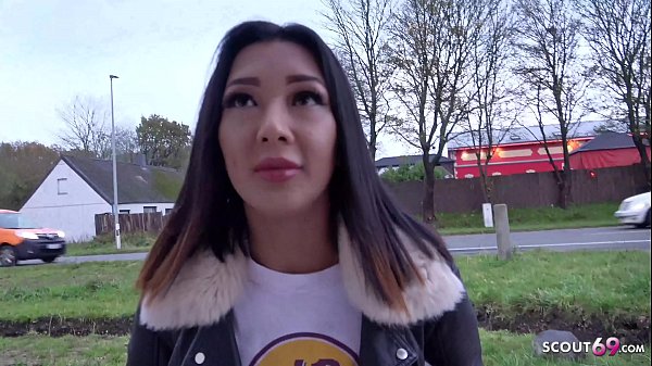 Jerman Scout, Cewek Thailand Bernama Kitty Dari Flensburg, Ngewe Di Casting Jalanan Beneran