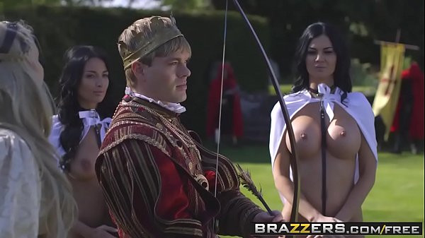 Nonton Bikin Mabok! Anissa Kate, Jasmine Jae, Dan Ryan R Ngebut Di Badai Raja-raja Penuh Nafsu.