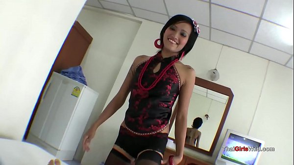 Super Blowjob Dari Cewek Thailand Murahan Yang Bikin Ngenyangin.