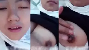 Jilbab Putih Anak Sma Di Ometv, Toge Basah Kena Air, Goyang-goyang Bikin Makin Panas.