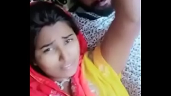 Desi Cewek Seksi Bikin Ngilu, Siap Digoda.