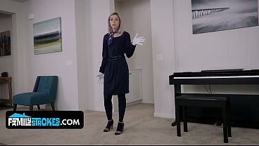 Blonde Montok Allie Nicole Disemprot Habis-habisan Sama Abang Tiri Yang Ngebet