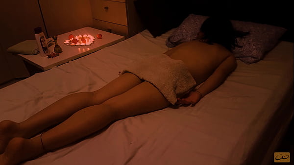 Pijat Erotis Berubah Jadi Ngentot Bikin Aku Crot – Nuru Thai Orgasme Nggak Ada Habisnya