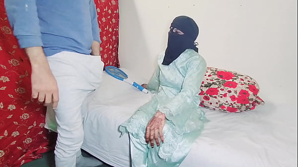 Ngentot Memek Tembem Cewek India Montok Dari Belakang, Kontol Gede Masukin Lubang Pantat Sambil Omong Kotor Bahasa Hindi