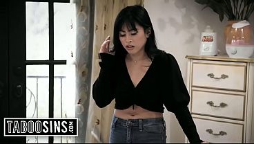 Satu Pelacur Asia Sendirian Butuh Dikocok Sampai Hamil