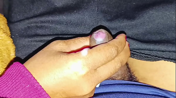 Tanteku Doyan Banget Sama Kontol Kecil Yang Mungil, Bikin Basah Terus.