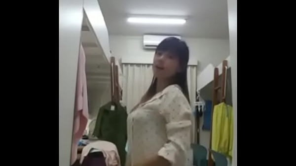 Cewek China Indo Mantan Pacar Goyang Striptis Bikin Makin Tegang