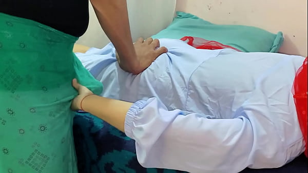 Malkin Ngatur Biar Pembantunya Ngewe Pakai Suara Hindi Yang Bikin Makin Panas.